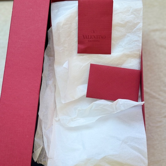 Valentino rockstud jelly flip-flops - Picture 9 of 9